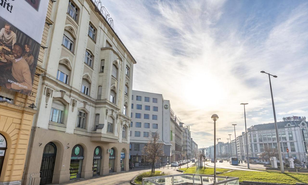 Wiky'S Apartman With 3Bathrooms Budapest Esterno foto